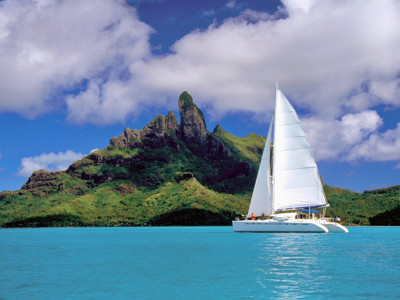 Catamaran Bora Bora Tahaa y Raiatea
