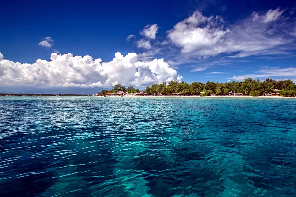 Island Hopping Gili Privado | LAT.40