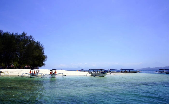 Island Hopping Gili Privado | LAT.40