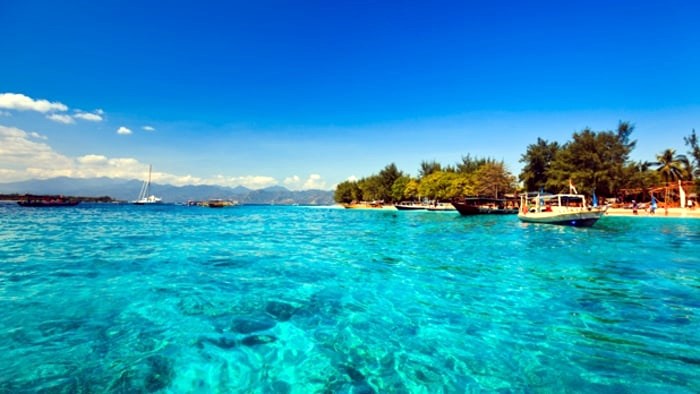 Island Hopping Gili Privado | LAT.40