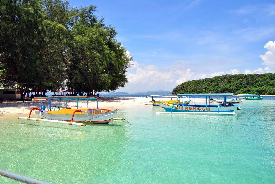 Island Hopping Gili Privado | LAT.40