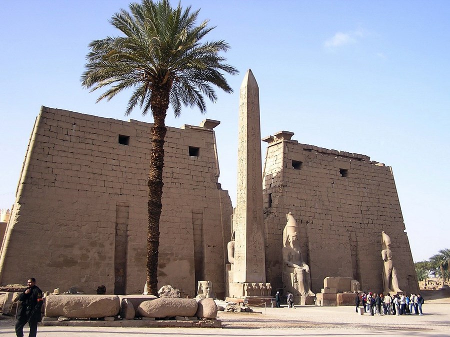 Luxor | LAT.40