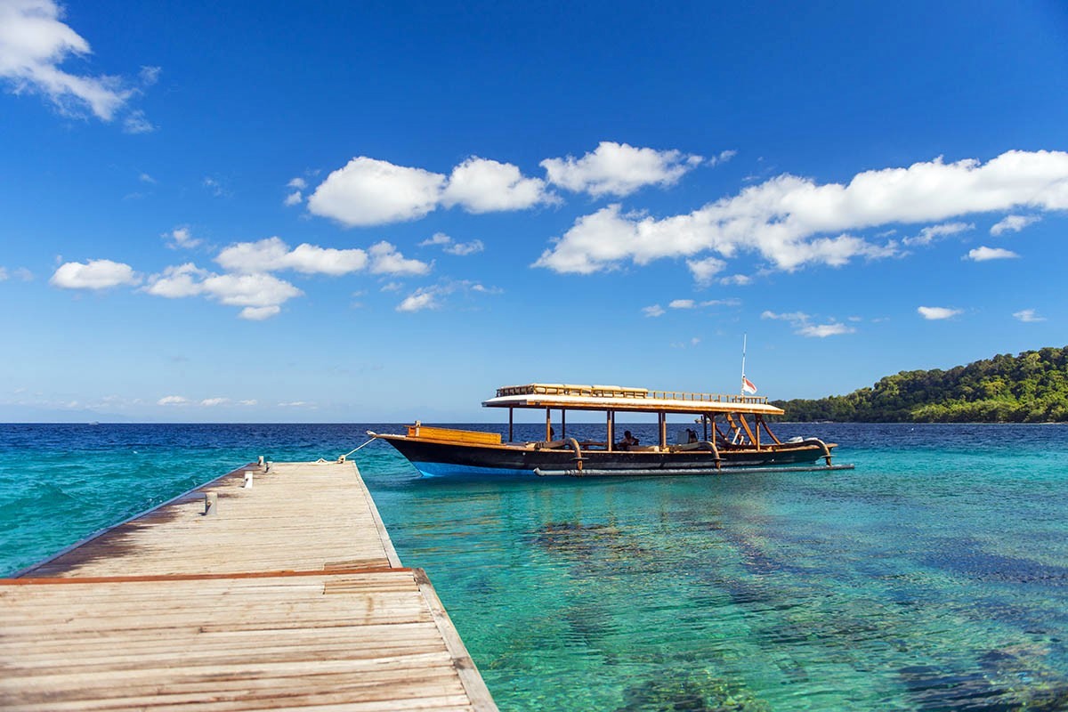 Moyo Island | LAT.40