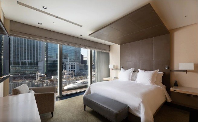 Four Seasons Hotel Tokyo at Marunouchi en su destino