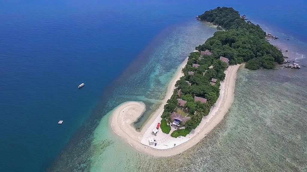 Pangkil Island | LAT.40