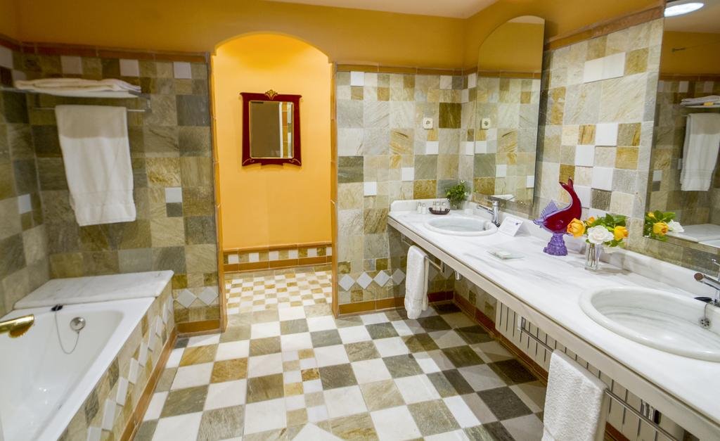 La Torre del Visco en Sierra de Albarracin