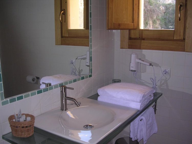 Bajo el Cejo en Spain