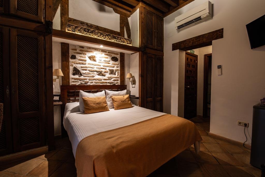 Entre Dos Aguas en Toledo