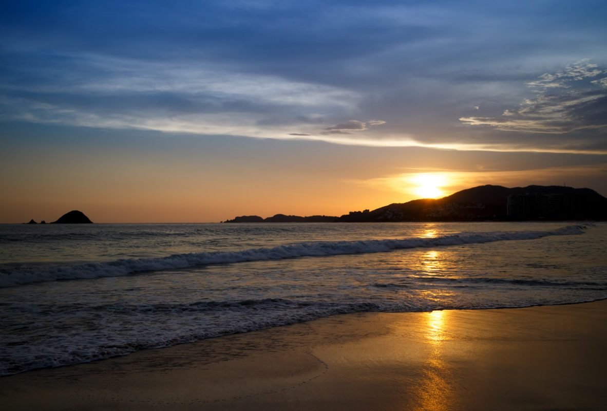 Zihuatanejo | LAT.40