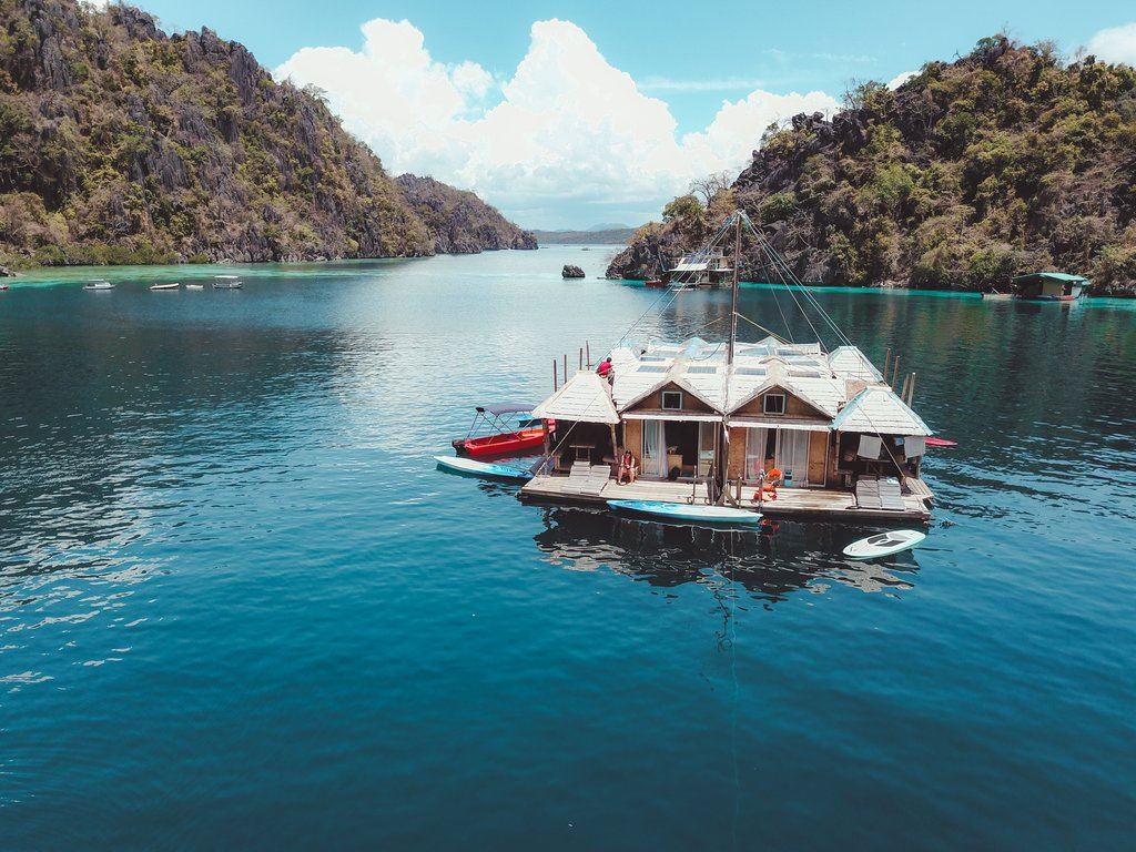 Paolyn Houseboats en Coron