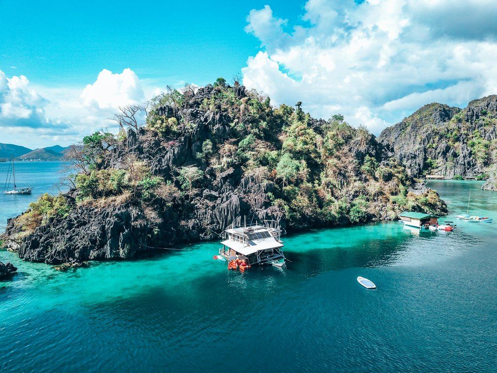 Paolyn Houseboats en Coron