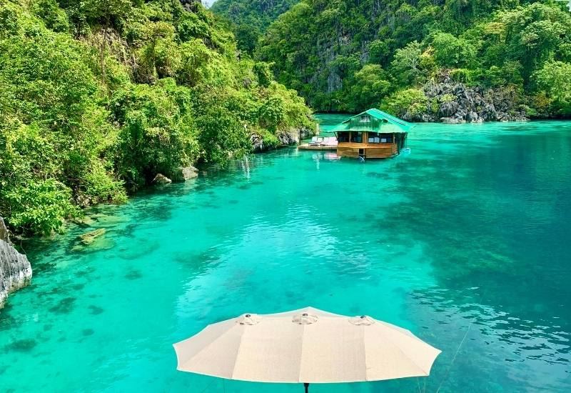 Paolyn Houseboats en Coron