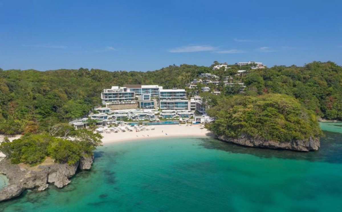 Crimson Resort & Spa Boracay en su destino