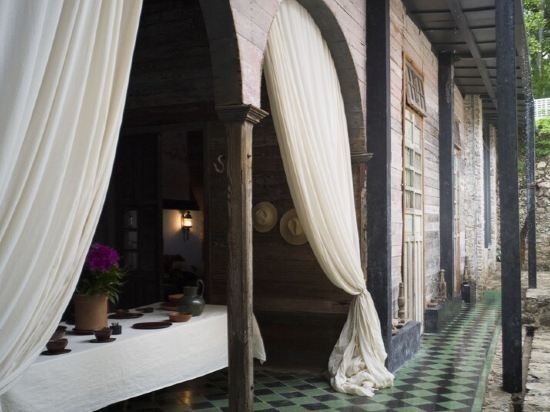 Coqui Coqui Casa de los Santos Izamal  en Yucatán