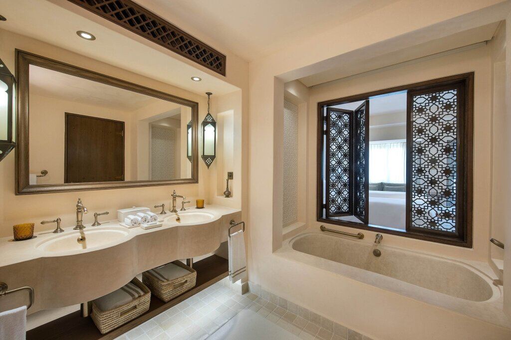 Al Wathba, a Luxury Collection Desert Resort & Spa