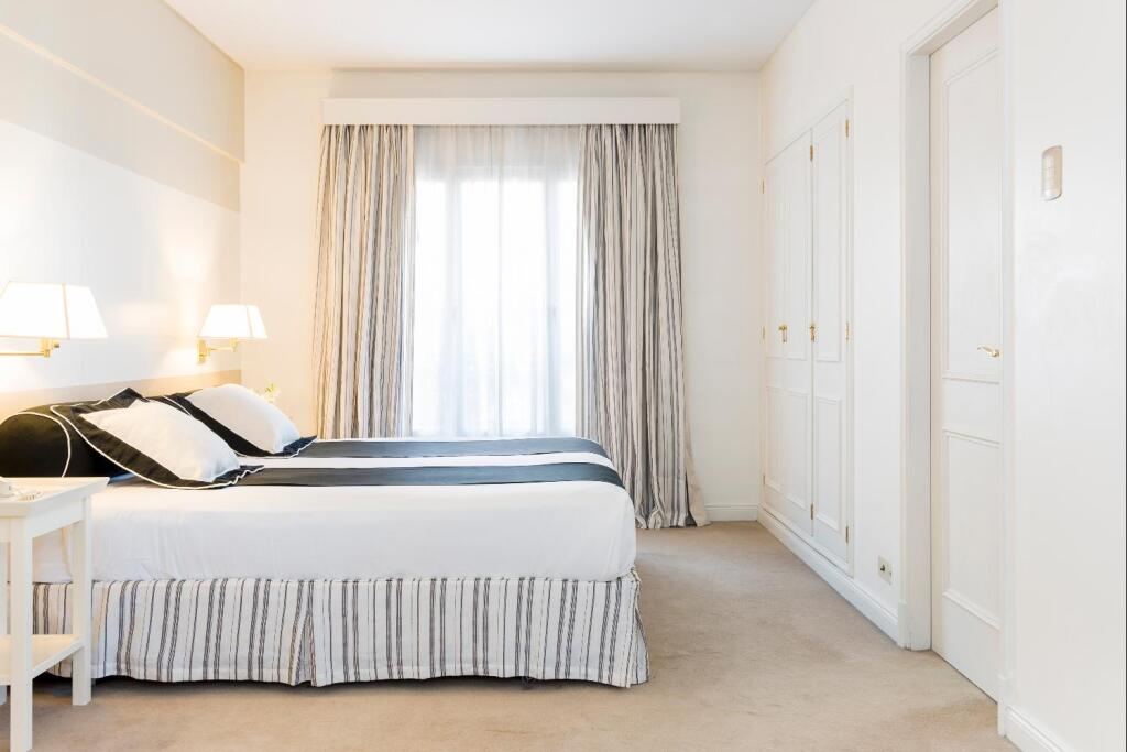 Loi Suites Recoleta Hotel