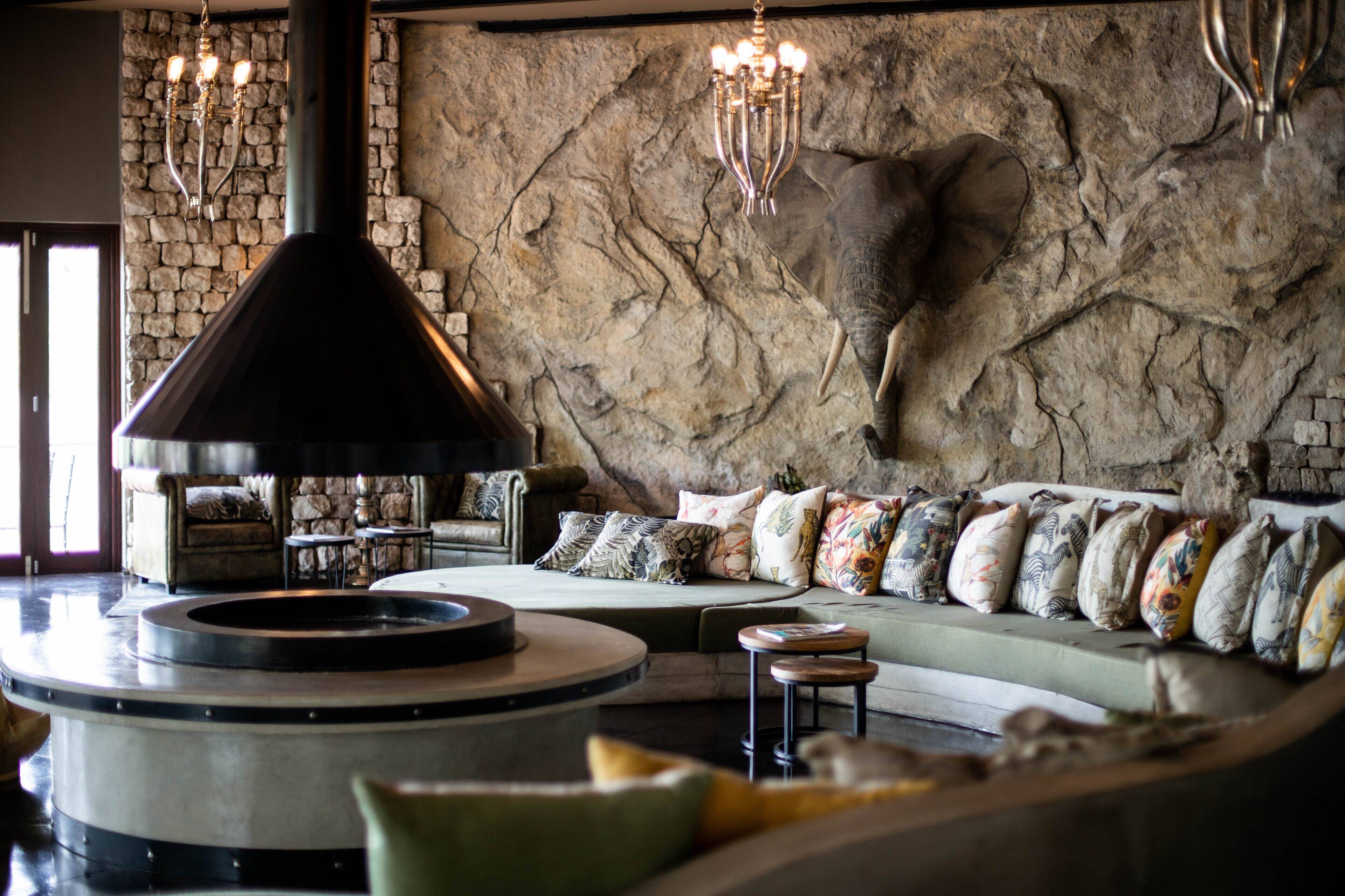 Etosha Oberland Lodge