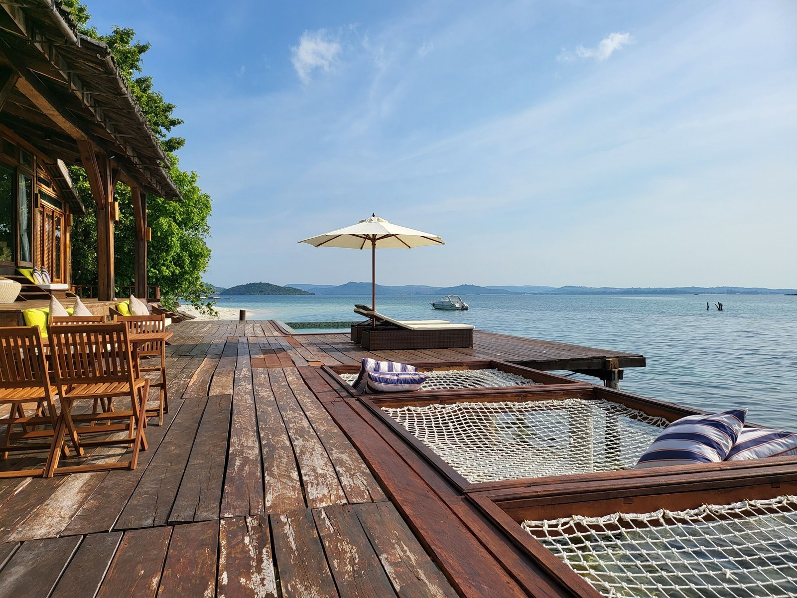 Full Moon Island Resort