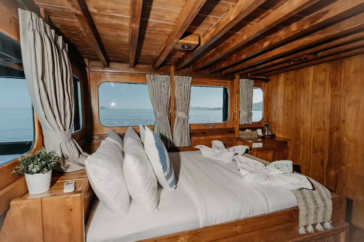 Private Charter Adishree