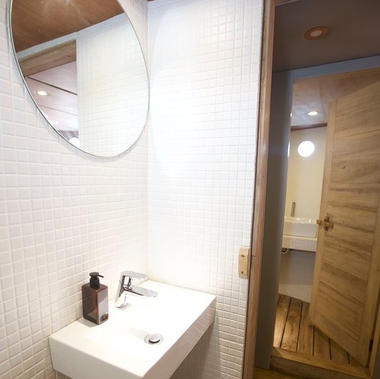 Private Charter Splendour