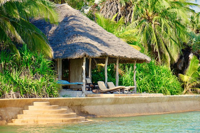 Luna de miel Ciudad del Cabo, Hwange, Cataratas Victoria y Lamu diseñado por LAT.40