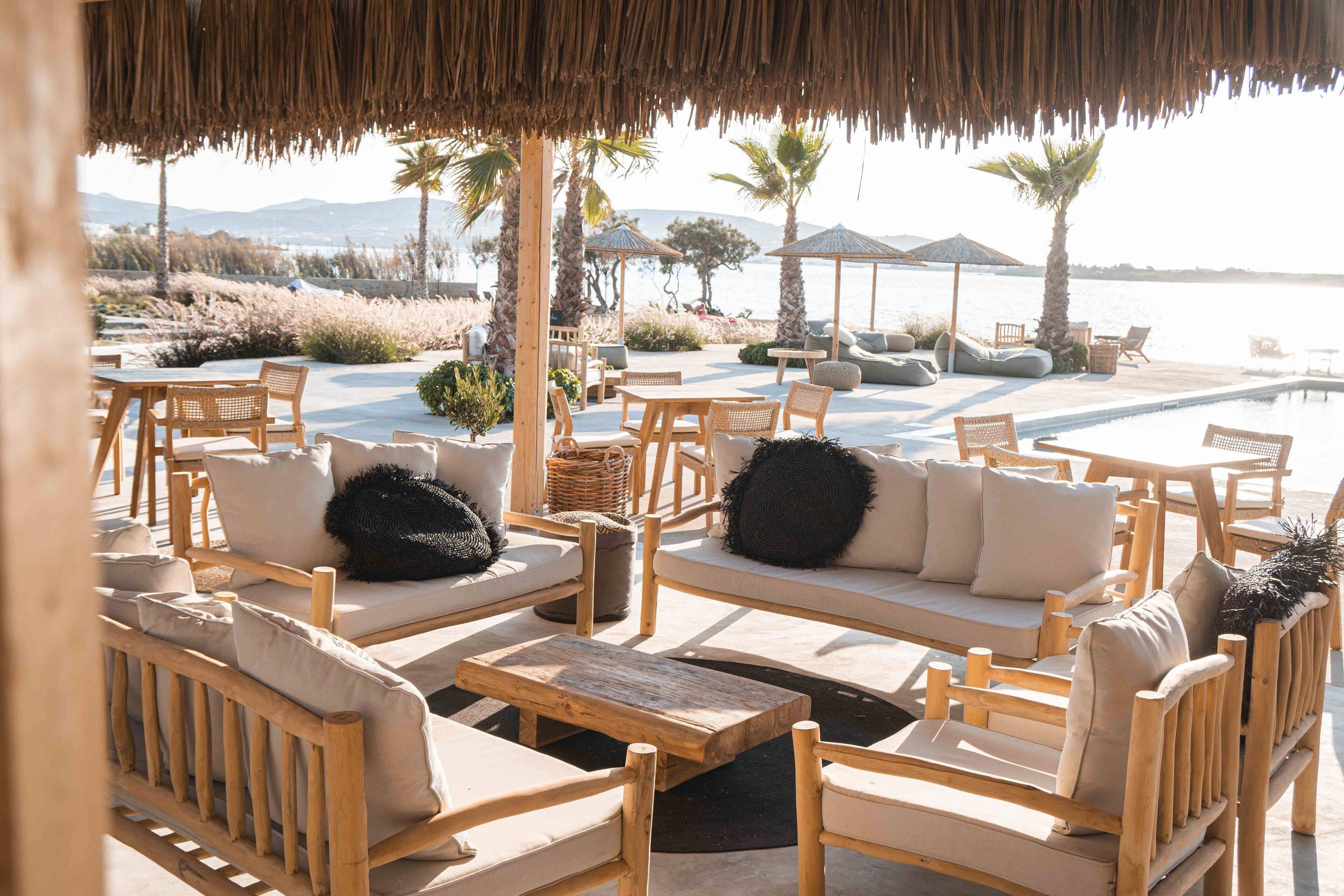 Seesoo Paros Beachfront Resort 