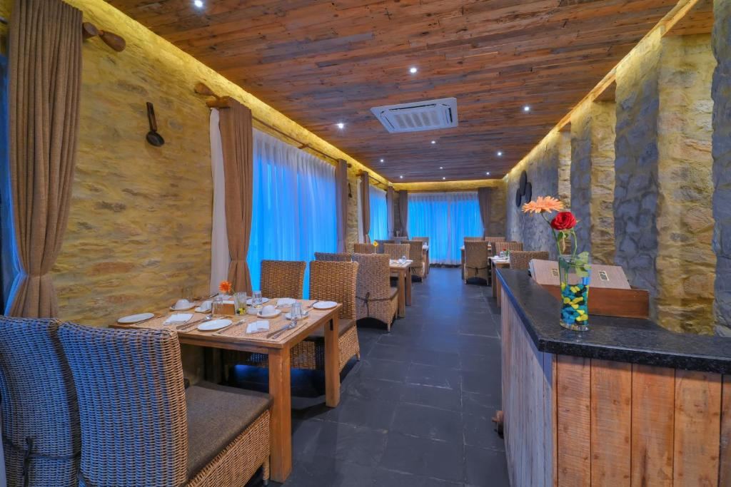 Sarangot Mountain Lodge