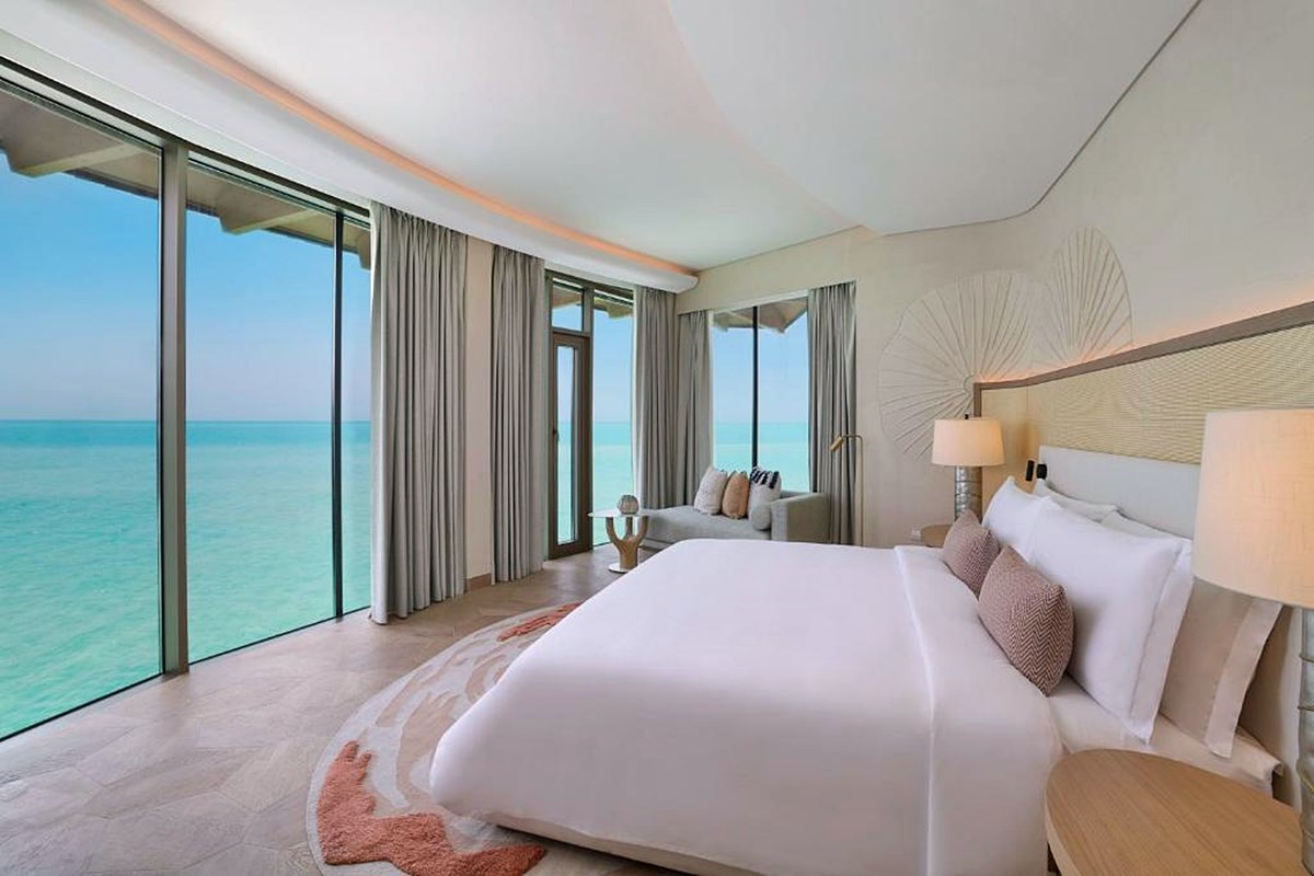 The St Regis Red Resort en mar rojo