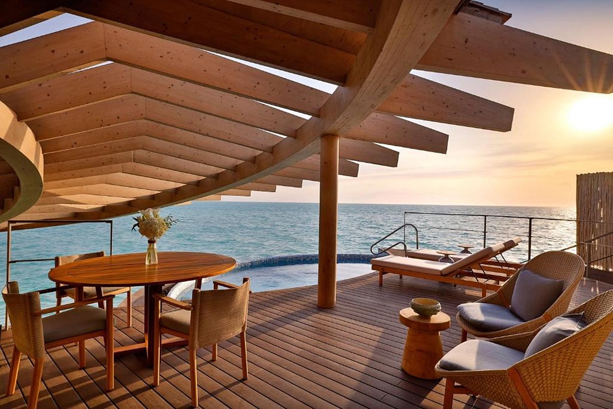 The St Regis Red Resort en mar rojo