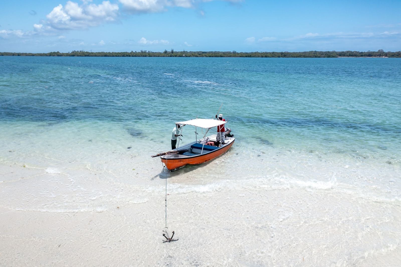 Exclusivo Dubai, Kenia y Mombasa diseñado por LAT.40