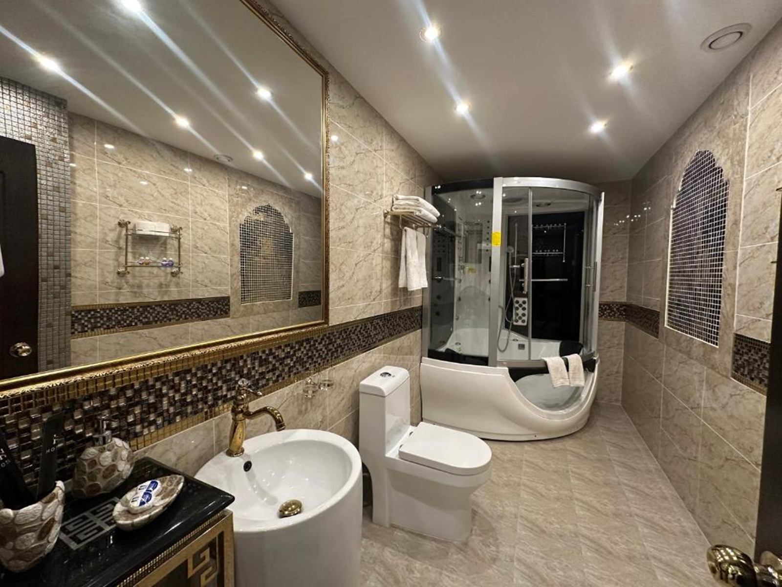 Emirkhan en Samarcanda